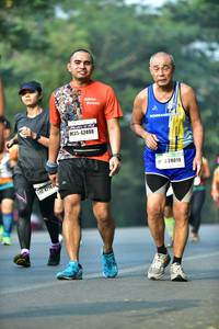 BIB: 42498, 28019
                            <button type="button" onclick="openModal(10157403)" class="btn btn-primary btn-sm float-right btn-popup" data-toggle="modal" data-target=".modal-high-quality">
                        <i class="fas fa-shopping-cart"></i> Add to Cart
                    </button>
                                            <button type="button" onclick="isThisMe(10157403, true)" class="btn btn-success btn-sm float-right btn-popup btn-isme hidden" data-toggle="tooltip" data-placement="bottom" title="นี่คือรูปของคุณใช่ไหม คลิกที่นี่เพื่อเอาเข้าอัลบั้ม">
                        <i class="fas fa-plus"></i> Add to album
                    </button>
                    <button type="button" onclick="isThisMe(10157403, false)" class="btn btn-warning btn-sm float-right btn-popup btn-isnotme hidden">
                        <i class="fas fa-ban"></i> Remove from album
                    </button>